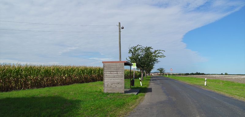 Bushaltestelle im Nirgendwo